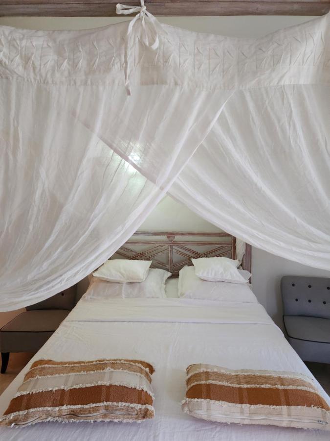 Perle Stone Studio- Bed And Breakfast Simpson Bay Εξωτερικό φωτογραφία
